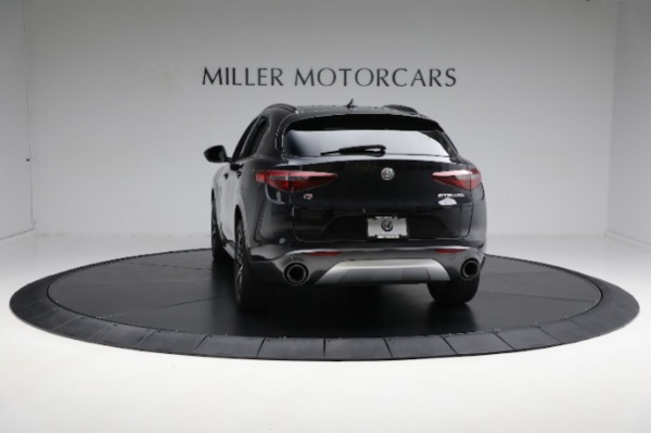 Used 2022 Alfa Romeo Stelvio Ti for sale Sold at Aston Martin of Greenwich in Greenwich CT 06830 9