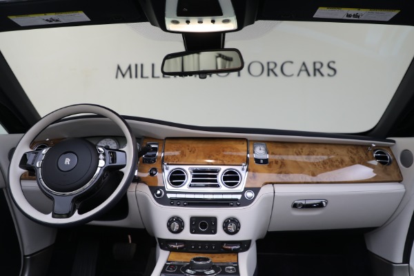 Used 2017 Rolls-Royce Dawn for sale Sold at Aston Martin of Greenwich in Greenwich CT 06830 4