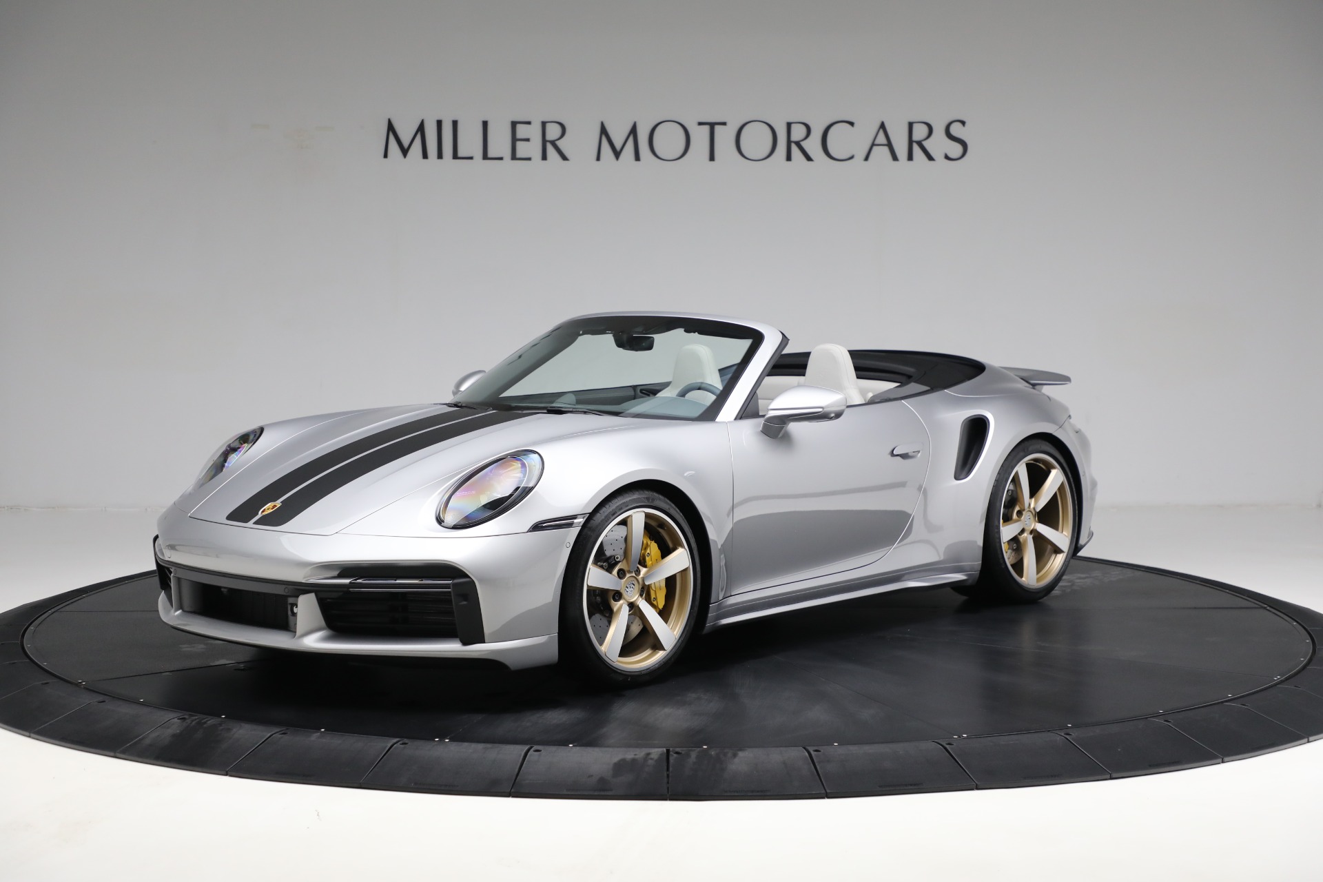 Used 2022 Porsche 911 Turbo S for sale $275,900 at Aston Martin of Greenwich in Greenwich CT 06830 1