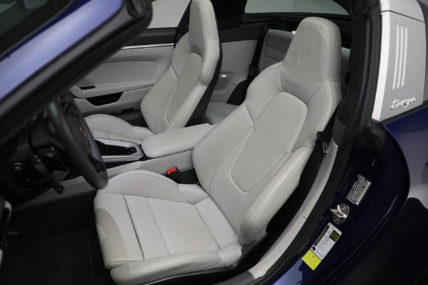 Used 2021 Porsche 911 Targa 4S for sale Sold at Aston Martin of Greenwich in Greenwich CT 06830 21