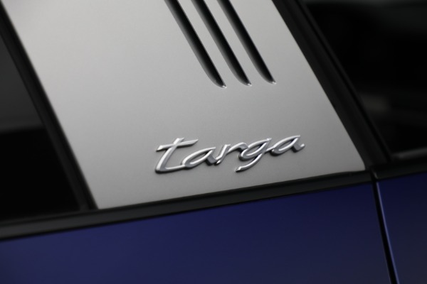 Used 2021 Porsche 911 Targa 4S for sale Sold at Aston Martin of Greenwich in Greenwich CT 06830 28