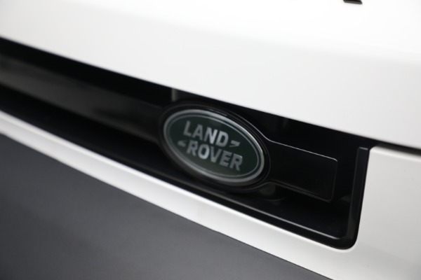 Used 2023 Land Rover Defender 90 X-Dynamic SE for sale Sold at Aston Martin of Greenwich in Greenwich CT 06830 28