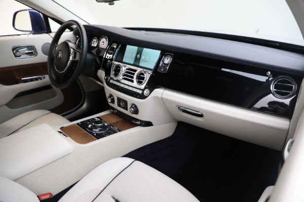 Used 2014 Rolls-Royce Wraith for sale Sold at Aston Martin of Greenwich in Greenwich CT 06830 23