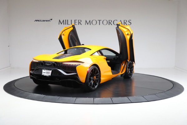 New 2024 McLaren Artura for sale Sold at Aston Martin of Greenwich in Greenwich CT 06830 17