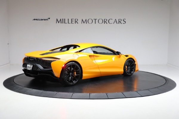 New 2024 McLaren Artura for sale Sold at Aston Martin of Greenwich in Greenwich CT 06830 8