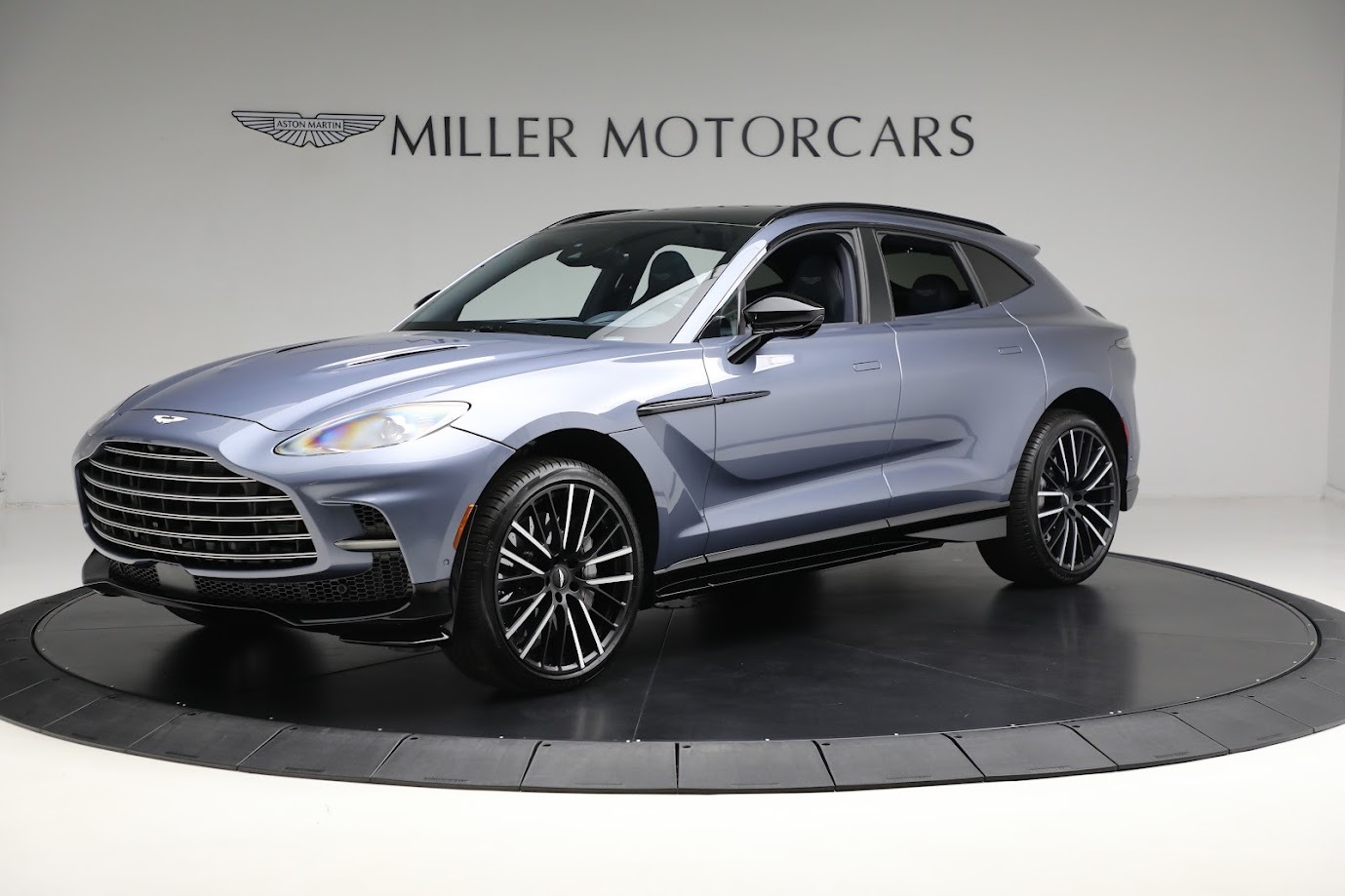 New 2024 Aston Martin DBX 707 for sale $276,523 at Aston Martin of Greenwich in Greenwich CT 06830 1