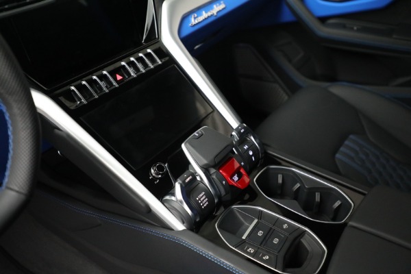 Used 2024 Lamborghini Urus S for sale Sold at Aston Martin of Greenwich in Greenwich CT 06830 18