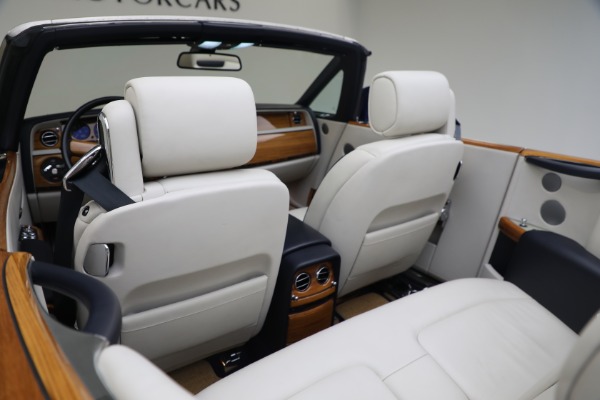 Used 2010 Rolls-Royce Phantom Drophead Coupe for sale Sold at Aston Martin of Greenwich in Greenwich CT 06830 26