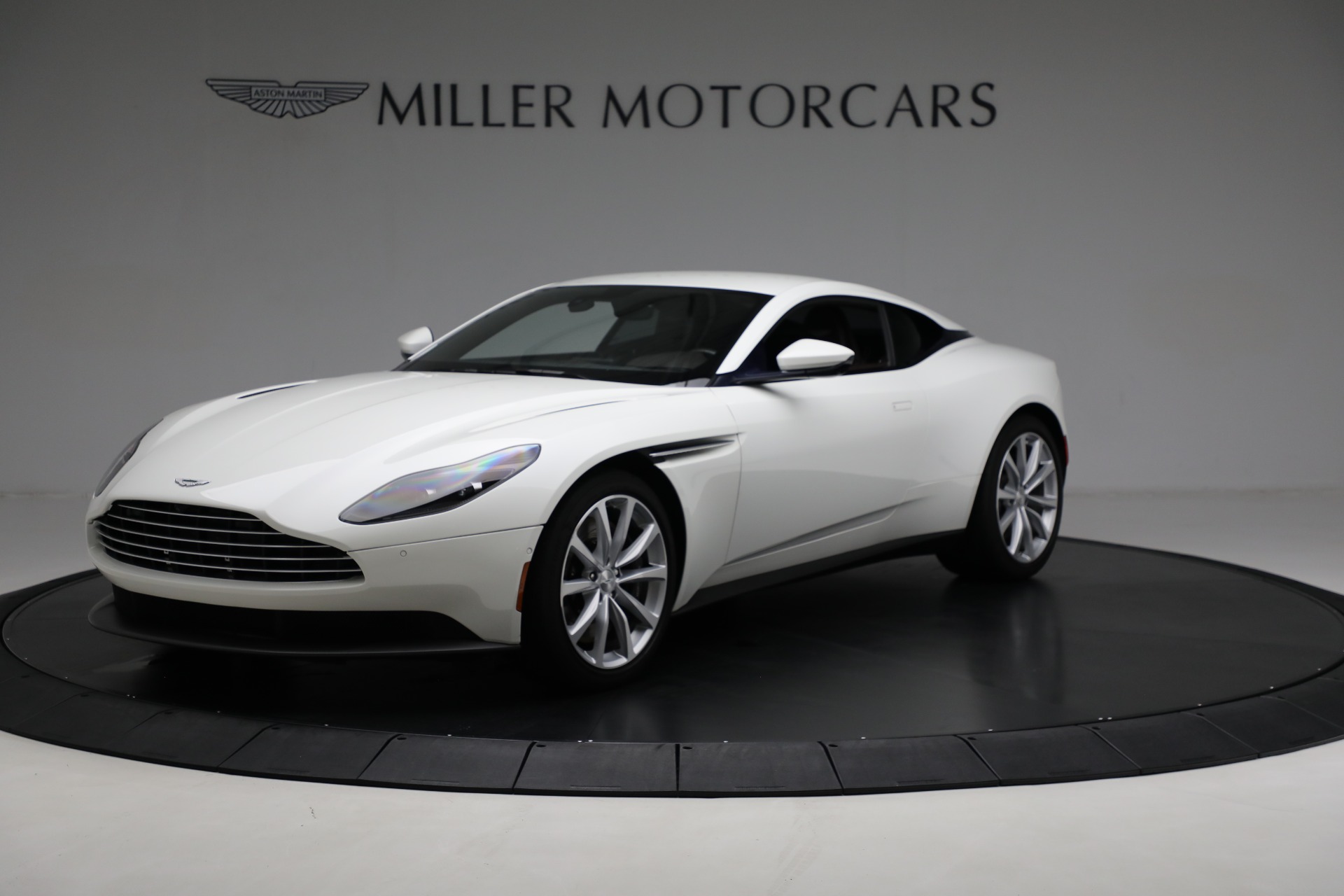 Used 2018 Aston Martin DB11 V8 for sale $105,900 at Aston Martin of Greenwich in Greenwich CT 06830 1