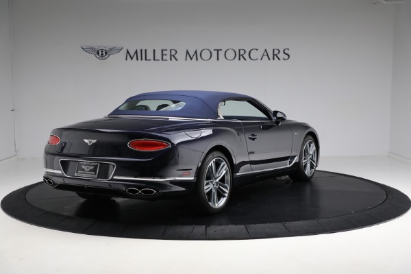 Used 2022 Bentley Continental GTC V8 for sale $239,900 at Aston Martin of Greenwich in Greenwich CT 06830 19