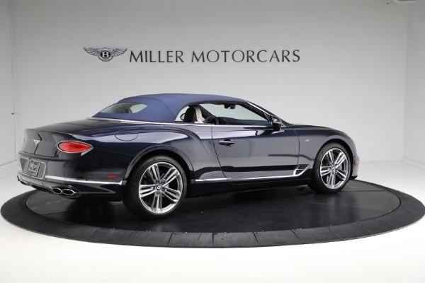 Used 2022 Bentley Continental GTC V8 for sale $239,900 at Aston Martin of Greenwich in Greenwich CT 06830 20