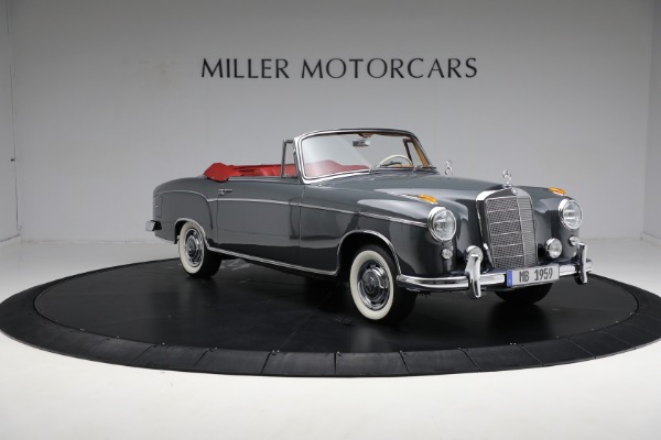 Used 1959 Mercedes Benz 220 S Ponton Cabriolet for sale $229,900 at Aston Martin of Greenwich in Greenwich CT 06830 11