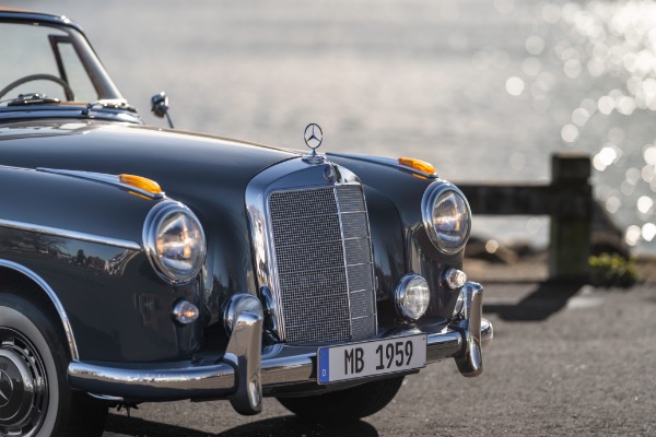 Used 1959 Mercedes-Benz 220 S Ponton Cabriolet for sale $149,900 at Aston Martin of Greenwich in Greenwich CT 06830 14