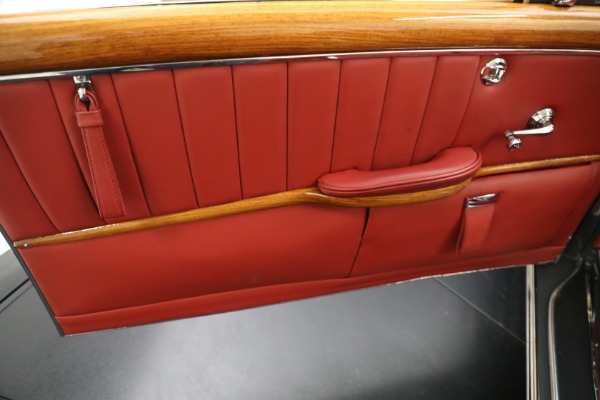 Used 1959 Mercedes Benz 220 S Ponton Cabriolet for sale $229,900 at Aston Martin of Greenwich in Greenwich CT 06830 19