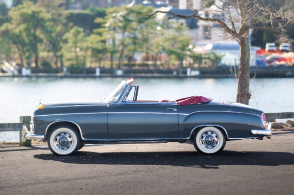 Used 1959 Mercedes-Benz 220 S Ponton Cabriolet for sale $149,900 at Aston Martin of Greenwich in Greenwich CT 06830 4