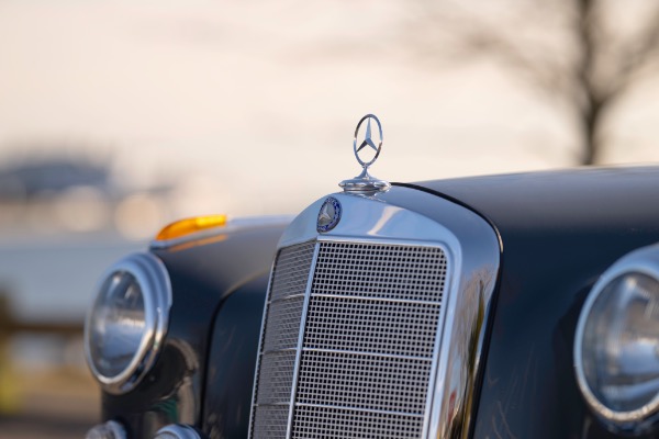 Used 1959 Mercedes-Benz 220 S Ponton Cabriolet for sale $149,900 at Aston Martin of Greenwich in Greenwich CT 06830 6