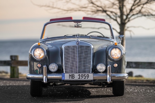 Used 1959 Mercedes-Benz 220 S Ponton Cabriolet for sale $149,900 at Aston Martin of Greenwich in Greenwich CT 06830 7