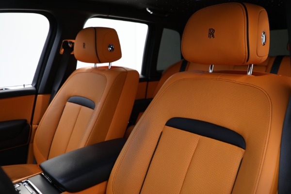 Used 2022 Rolls-Royce Cullinan for sale Sold at Aston Martin of Greenwich in Greenwich CT 06830 18