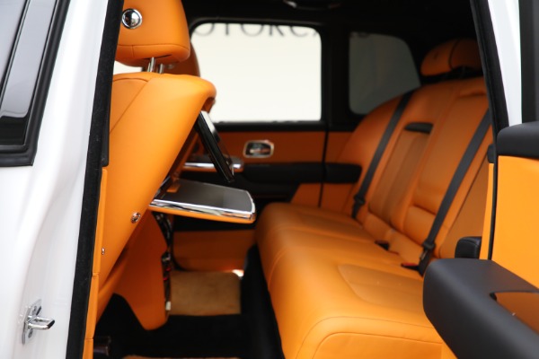Used 2022 Rolls-Royce Cullinan for sale Sold at Aston Martin of Greenwich in Greenwich CT 06830 21