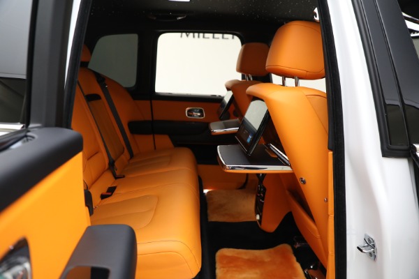 Used 2022 Rolls-Royce Cullinan for sale Sold at Aston Martin of Greenwich in Greenwich CT 06830 23