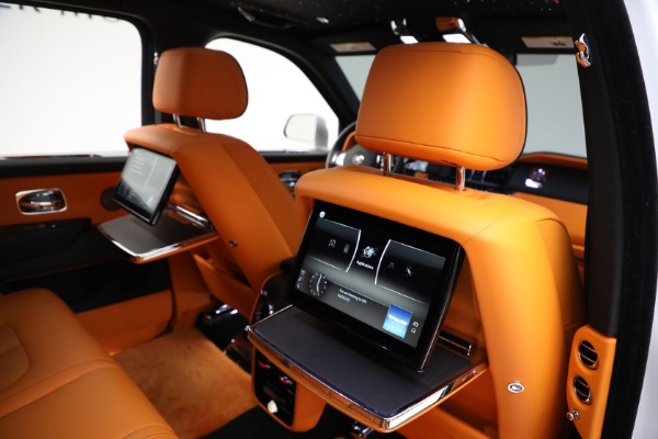 Used 2022 Rolls-Royce Cullinan for sale Sold at Aston Martin of Greenwich in Greenwich CT 06830 24