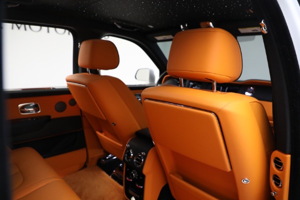 Used 2022 Rolls-Royce Cullinan for sale Sold at Aston Martin of Greenwich in Greenwich CT 06830 25