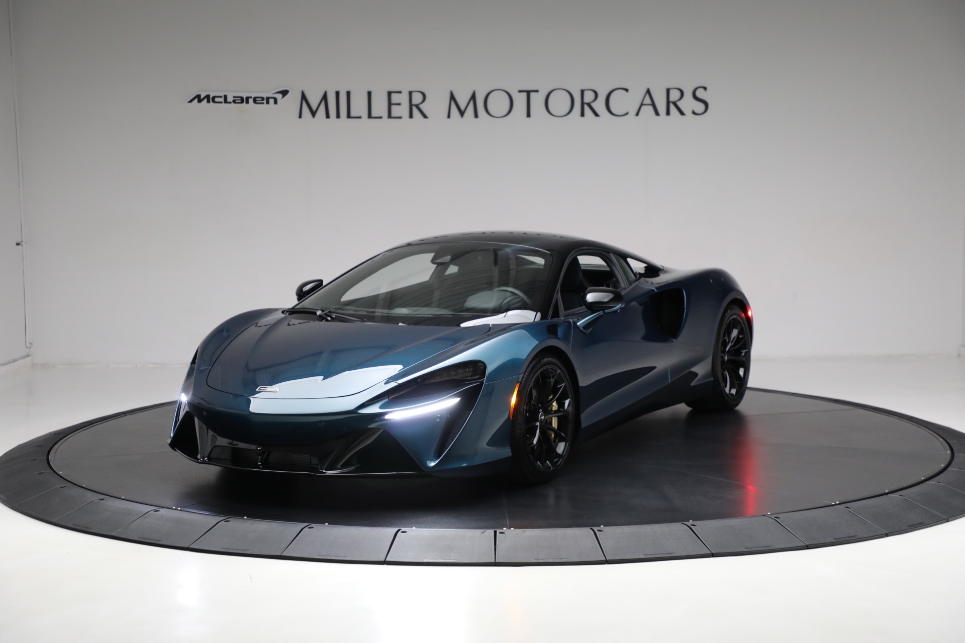 New 2023 McLaren Artura TechLux For Sale (Special Pricing