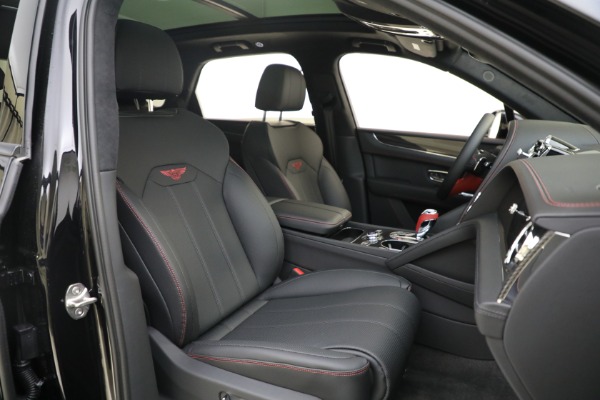 Used 2024 Bentley Bentayga V8 for sale $179,900 at Miller Motorcars Aston Martin in Greenwich CT 06830 21