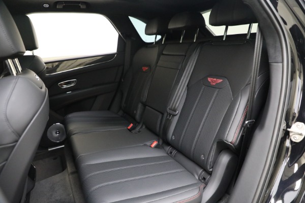 Used 2024 Bentley Bentayga V8 for sale $179,900 at Miller Motorcars Aston Martin in Greenwich CT 06830 25