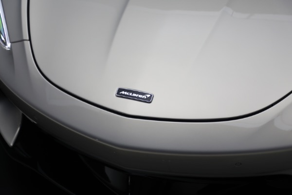 Used 2020 McLaren GT Luxe for sale Sold at Aston Martin of Greenwich in Greenwich CT 06830 17
