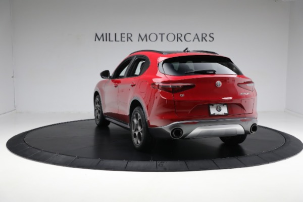 Used 2022 Alfa Romeo Stelvio Ti for sale $35,900 at Aston Martin of Greenwich in Greenwich CT 06830 12