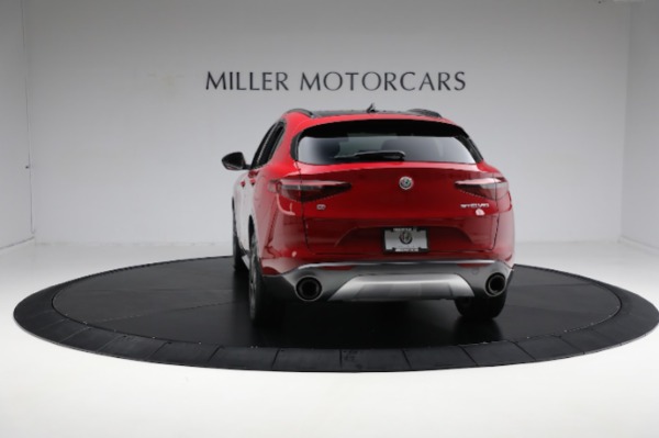 Used 2022 Alfa Romeo Stelvio Ti for sale $35,900 at Aston Martin of Greenwich in Greenwich CT 06830 13