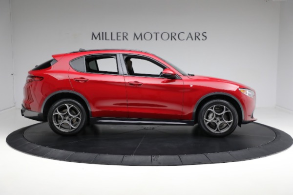 Used 2022 Alfa Romeo Stelvio Ti for sale $35,900 at Aston Martin of Greenwich in Greenwich CT 06830 21