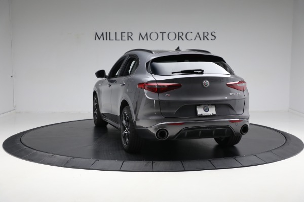 Used 2022 Alfa Romeo Stelvio Veloce for sale $31,900 at Aston Martin of Greenwich in Greenwich CT 06830 11