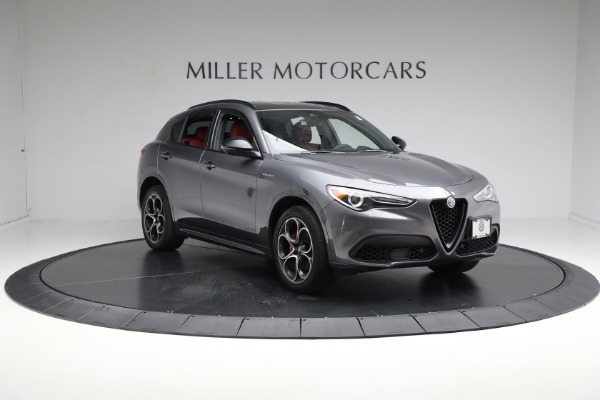 Used 2022 Alfa Romeo Stelvio Veloce for sale $31,900 at Aston Martin of Greenwich in Greenwich CT 06830 24