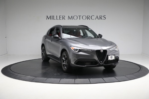 Used 2022 Alfa Romeo Stelvio Veloce for sale Sold at Aston Martin of Greenwich in Greenwich CT 06830 25