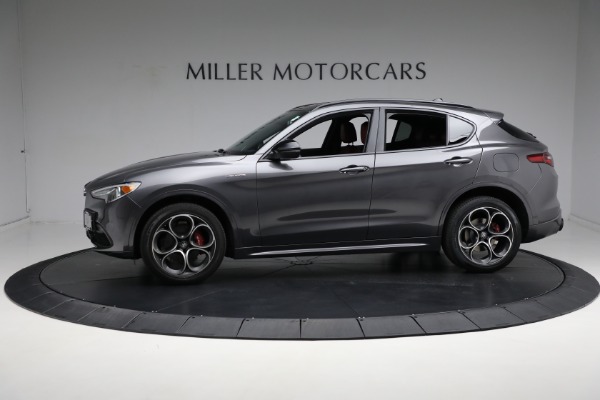 Used 2022 Alfa Romeo Stelvio Veloce for sale Sold at Aston Martin of Greenwich in Greenwich CT 06830 5