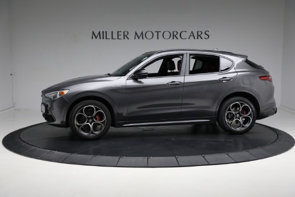 Used 2022 Alfa Romeo Stelvio Veloce for sale $31,900 at Aston Martin of Greenwich in Greenwich CT 06830 5