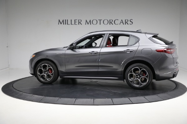 Used 2022 Alfa Romeo Stelvio Veloce for sale $31,900 at Aston Martin of Greenwich in Greenwich CT 06830 7