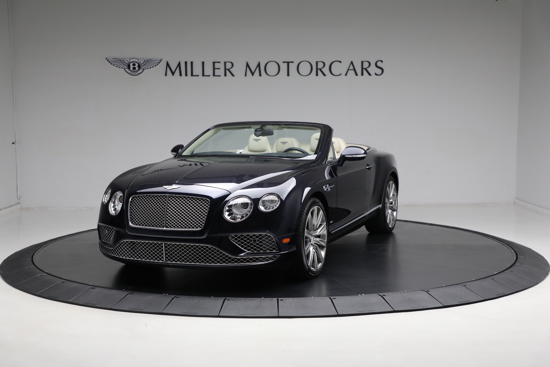 Used 2018 Bentley Continental GT for sale $159,900 at Aston Martin of Greenwich in Greenwich CT 06830 1