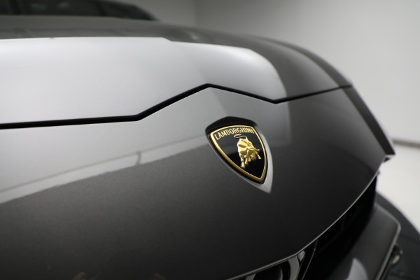 Used 2021 Lamborghini Urus for sale Sold at Aston Martin of Greenwich in Greenwich CT 06830 14
