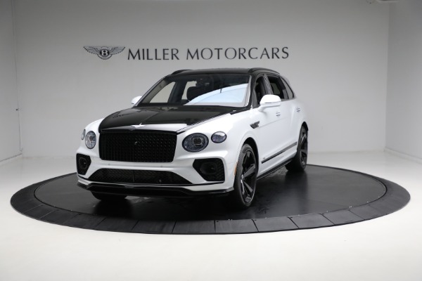 New 2023 Bentley Bentayga EWB Azure V8 First Edition for sale $269,900 at Aston Martin of Greenwich in Greenwich CT 06830 1