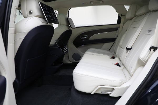 New 2024 Bentley Bentayga EWB V8 for sale $204,900 at Miller Motorcars Aston Martin in Greenwich CT 06830 22