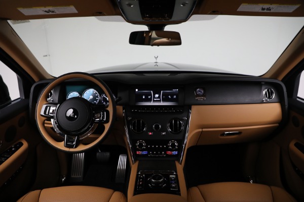 Used 2024 Rolls-Royce Cullinan for sale $329,900 at Miller Motorcars Aston Martin in Greenwich CT 06830 4