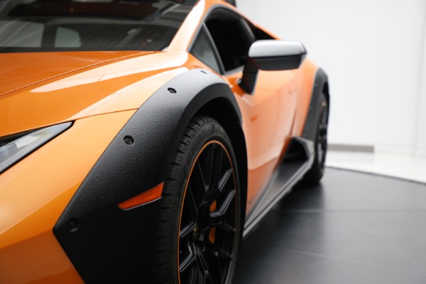 Used 2023 Lamborghini Huracan Sterrato for sale $369,900 at Aston Martin of Greenwich in Greenwich CT 06830 26