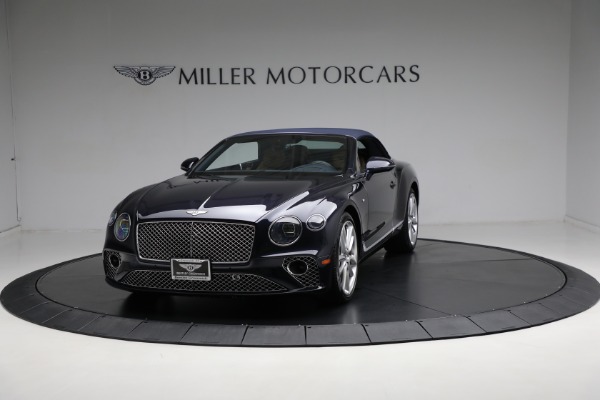 Used 2022 Bentley Continental GTC V8 for sale $249,900 at Aston Martin of Greenwich in Greenwich CT 06830 15