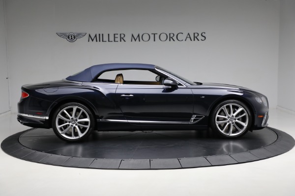 Used 2022 Bentley Continental GTC V8 for sale Sold at Aston Martin of Greenwich in Greenwich CT 06830 23