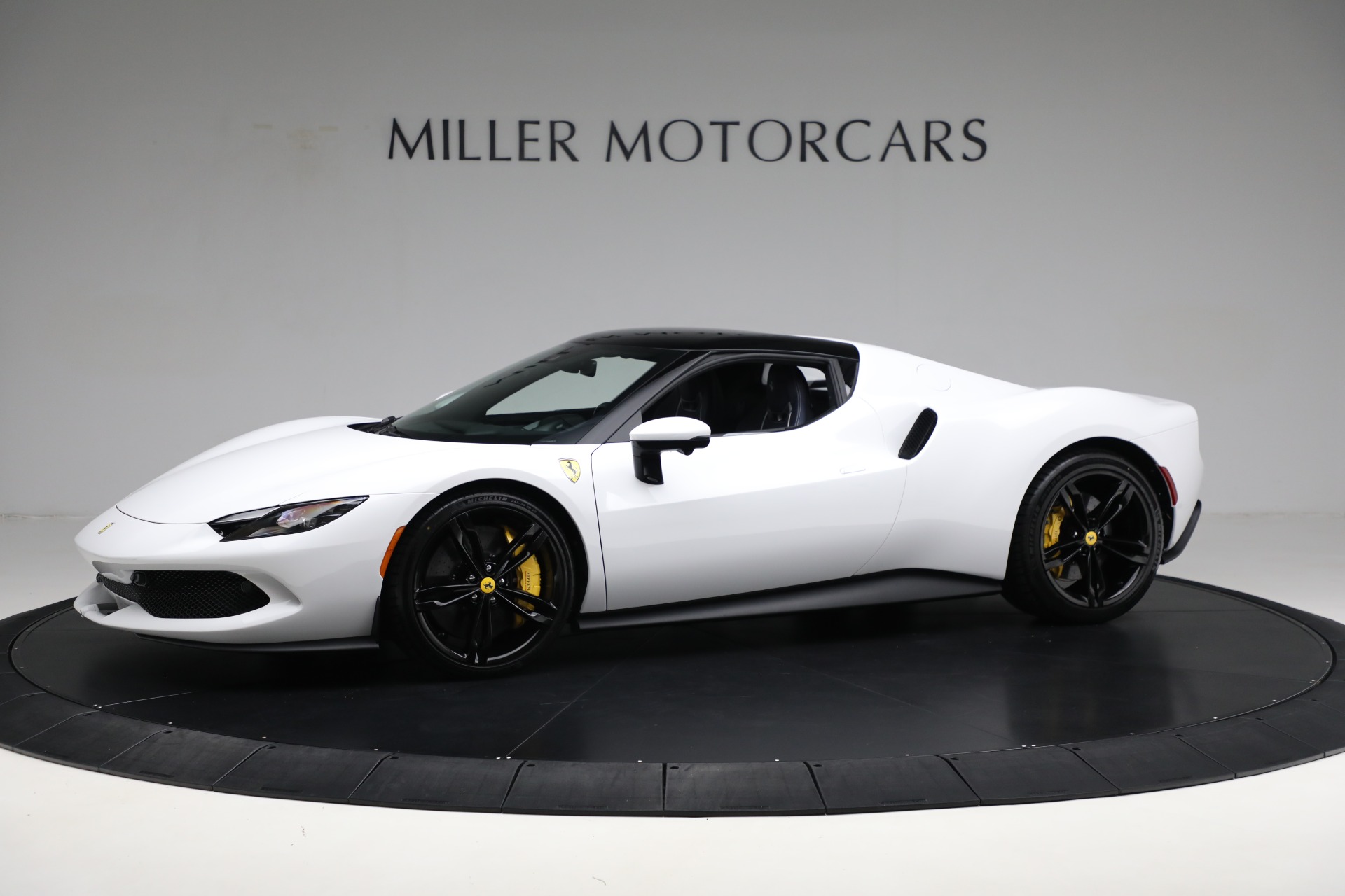 ボタンcar Pre-Owned 2023 Ferrari 296 GTS For Sale ($407,900) | Aston