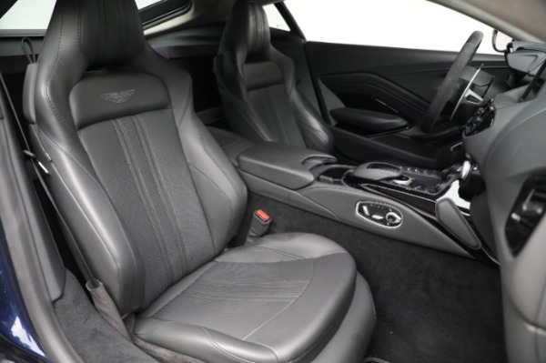 Used 2020 Aston Martin Vantage for sale Sold at Aston Martin of Greenwich in Greenwich CT 06830 24