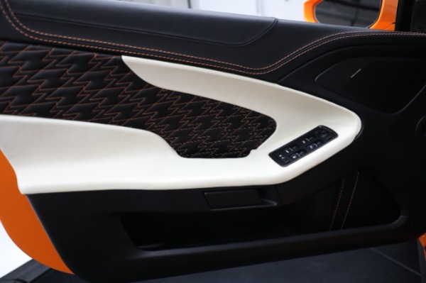Used 2018 Aston Martin Vanquish Zagato Speedster for sale $650,000 at Aston Martin of Greenwich in Greenwich CT 06830 19